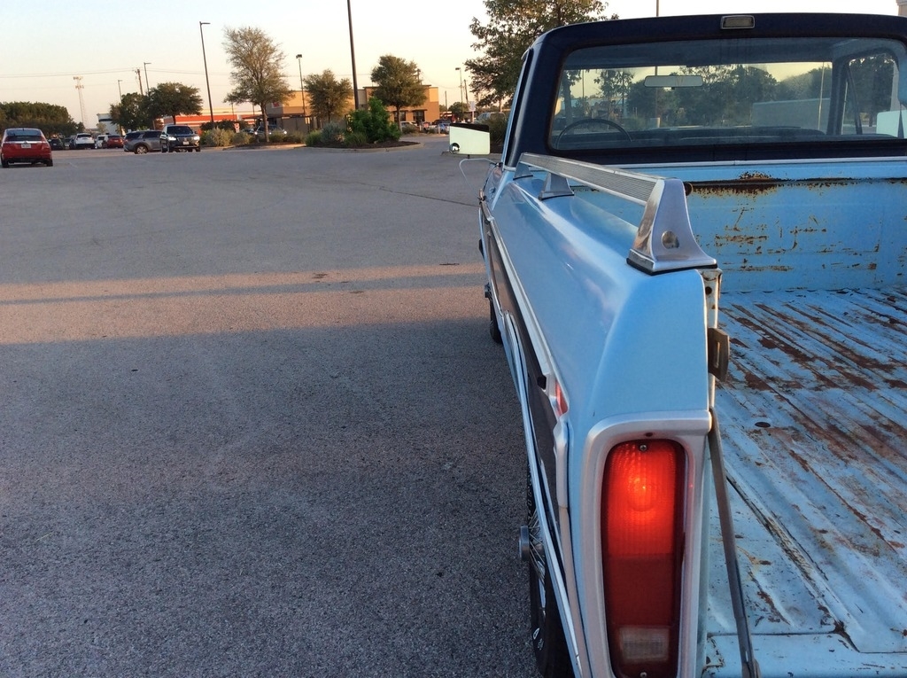 1978 Ford F-150 Lariat photo