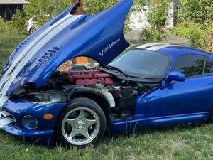 1996 Dodge Viper GTS photo