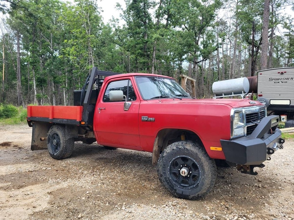 1991 Dodge Ram 250 Flatbed Truck