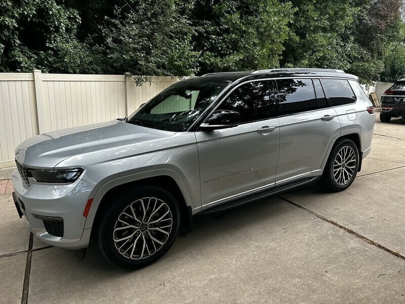 2022 Jeep Grand Cherokee L Summit Reserve SUV
