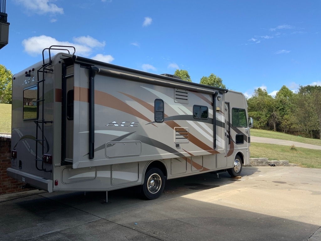 2014 Thor Motor Coach A.C.E. 27.1 V10