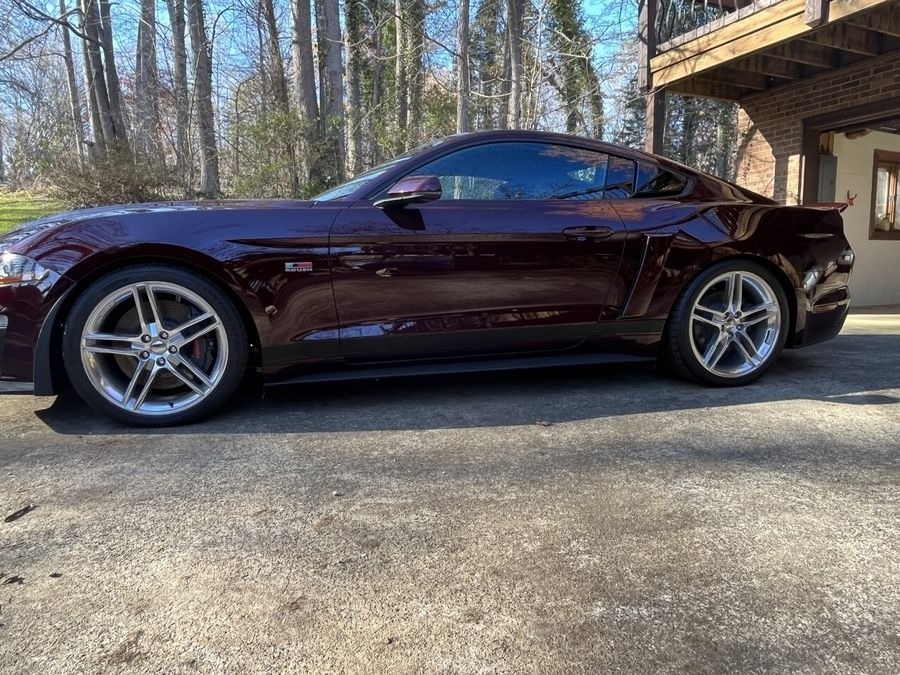 2018 Ford Mustang Carbon Fiber Roush photo