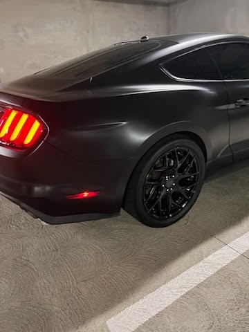 2015 Ford Mustang GT photo
