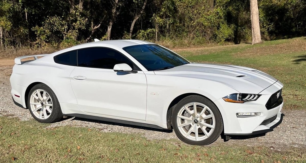 2022 Ford Mustang GT Premium photo