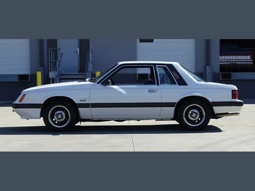 1986 Ford Mustang LX photo