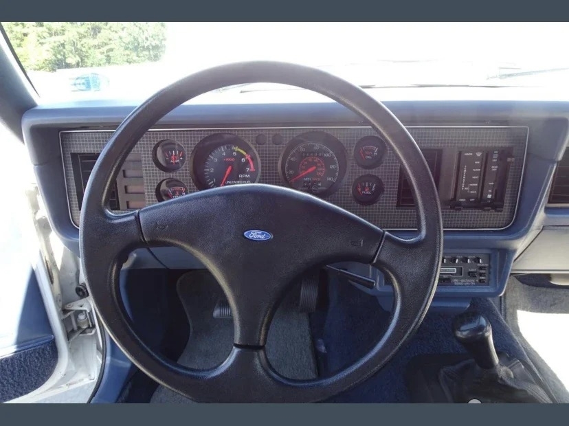 1986 Ford Mustang LX photo