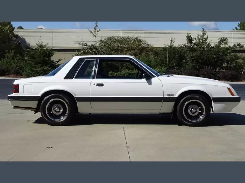 1986 Ford Mustang LX photo