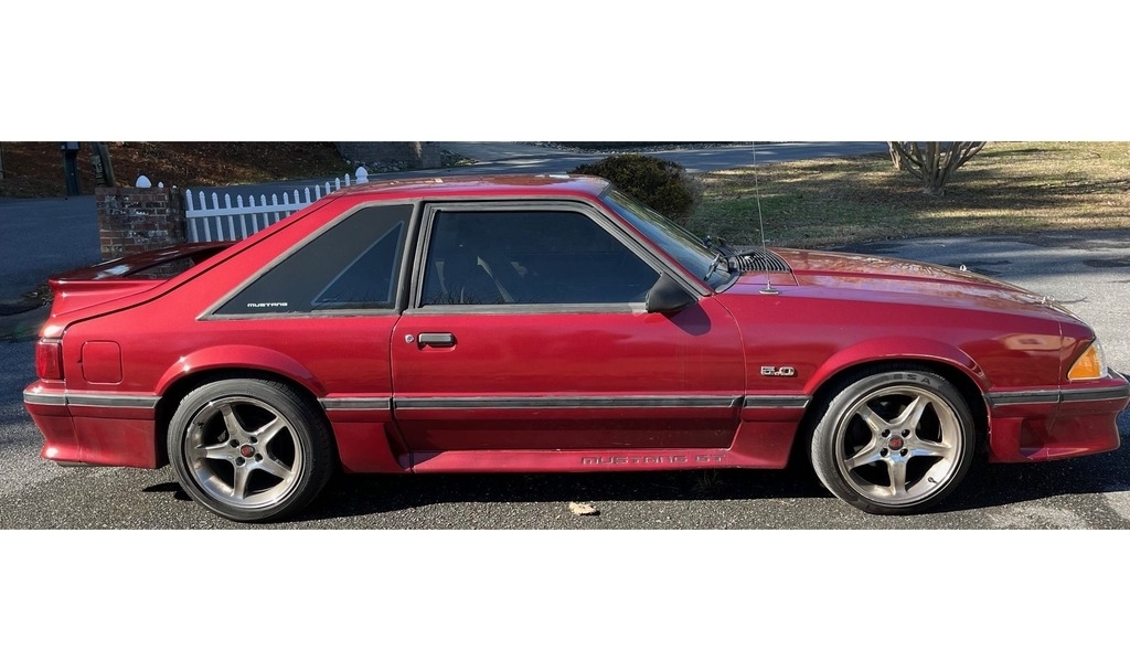 1990 Ford Mustang GT Hatchback