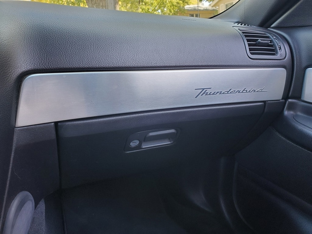 2003 Ford Thunderbird Deluxe photo