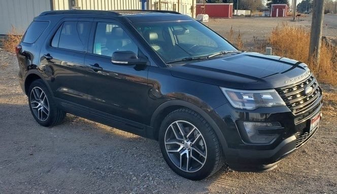 2016 Ford Explorer Sport photo