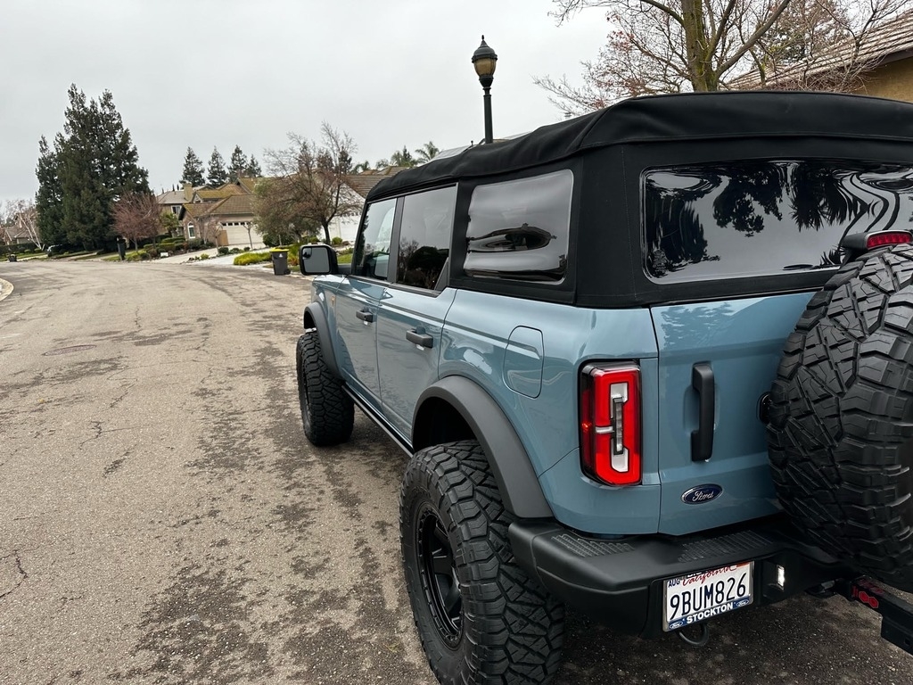 2022 Ford Bronco Badlands Advanced photo