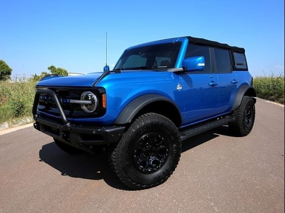 2022 Ford Bronco Outer Banks Advanced photo