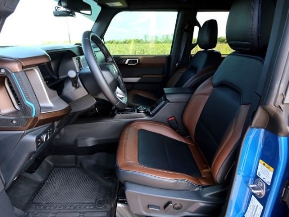 2022 Ford Bronco Outer Banks Advanced photo