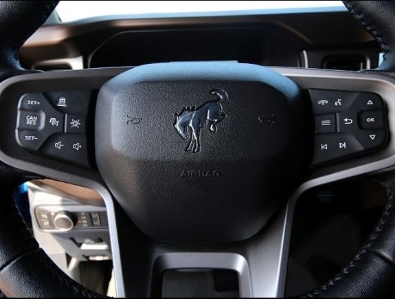 2022 Ford Bronco Outer Banks Advanced photo
