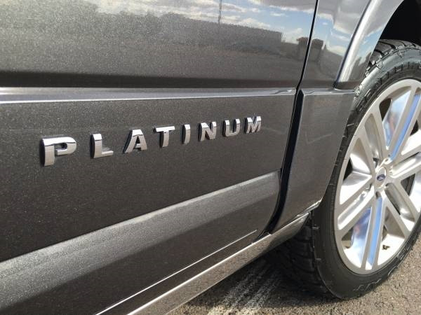 2015 Ford Expedition EL Platinum photo