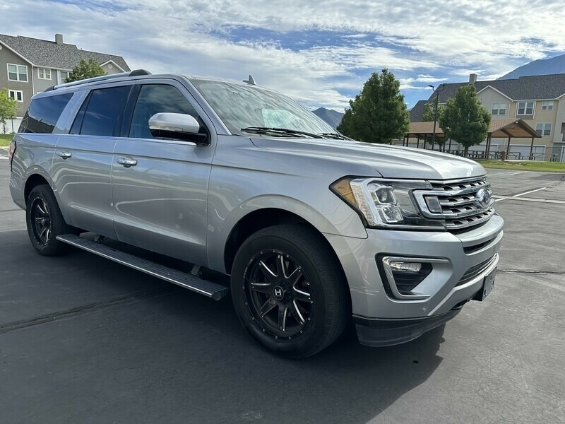 2020 Ford Expedition Max Limited photo