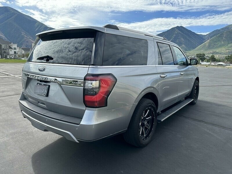 2020 Ford Expedition Max Limited photo