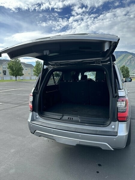 2020 Ford Expedition Max Limited photo