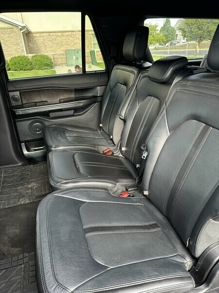 2020 Ford Expedition Max Limited photo