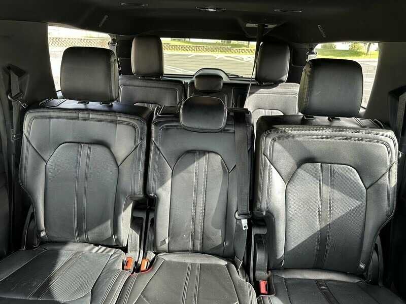 2020 Ford Expedition Max Limited photo