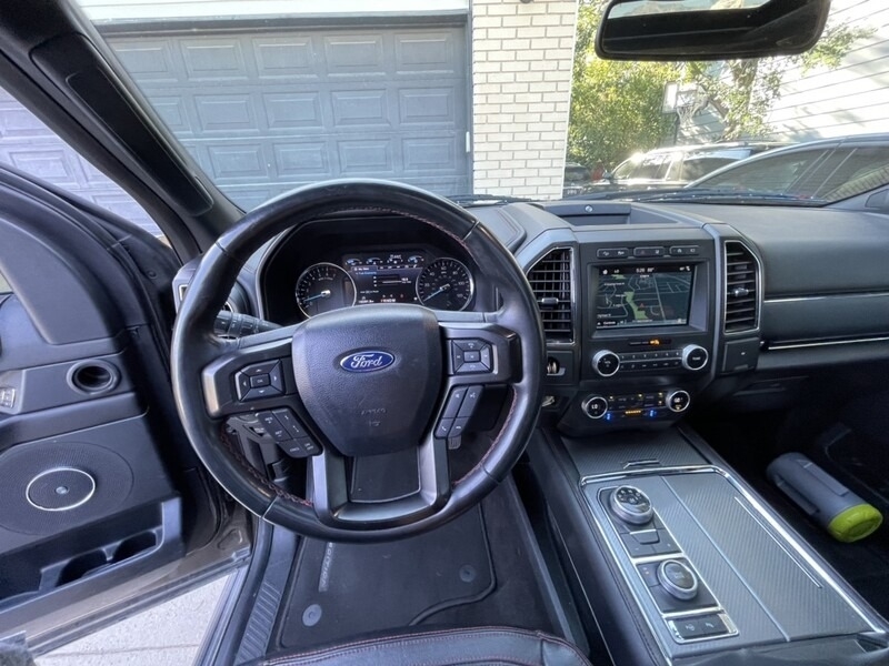 2019 Ford Expedition Max Limited photo