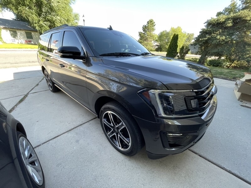 2019 Ford Expedition Max Limited photo