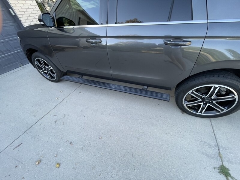 2019 Ford Expedition Max Limited photo