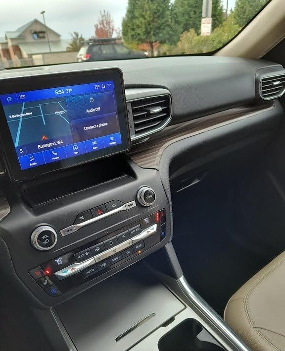 2020 Ford Explorer Limited photo