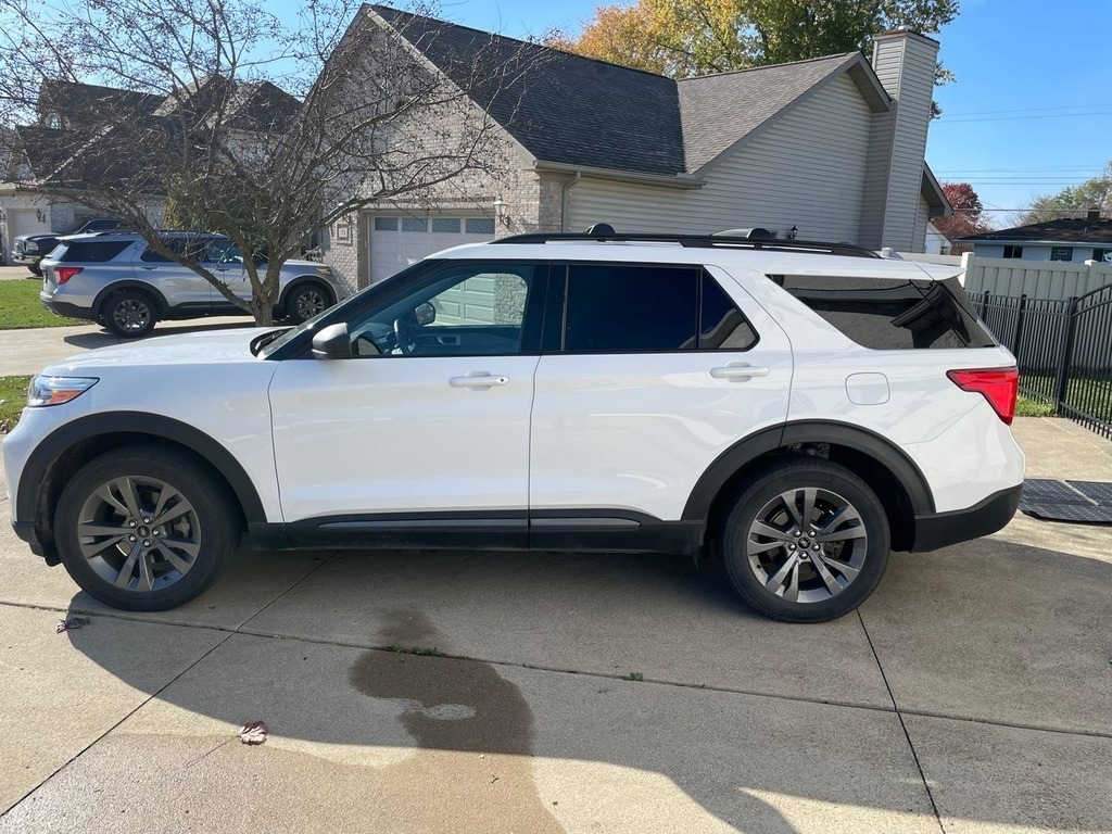 2021 Ford Explorer XLT photo