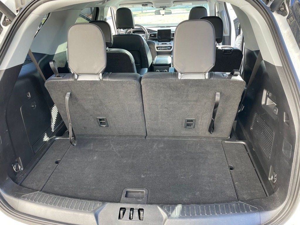 2021 Ford Explorer XLT photo