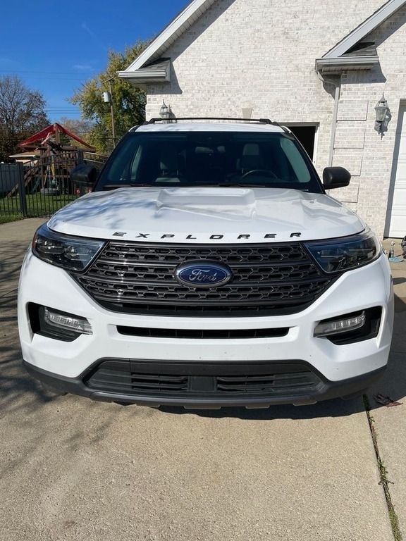 2021 Ford Explorer XLT photo