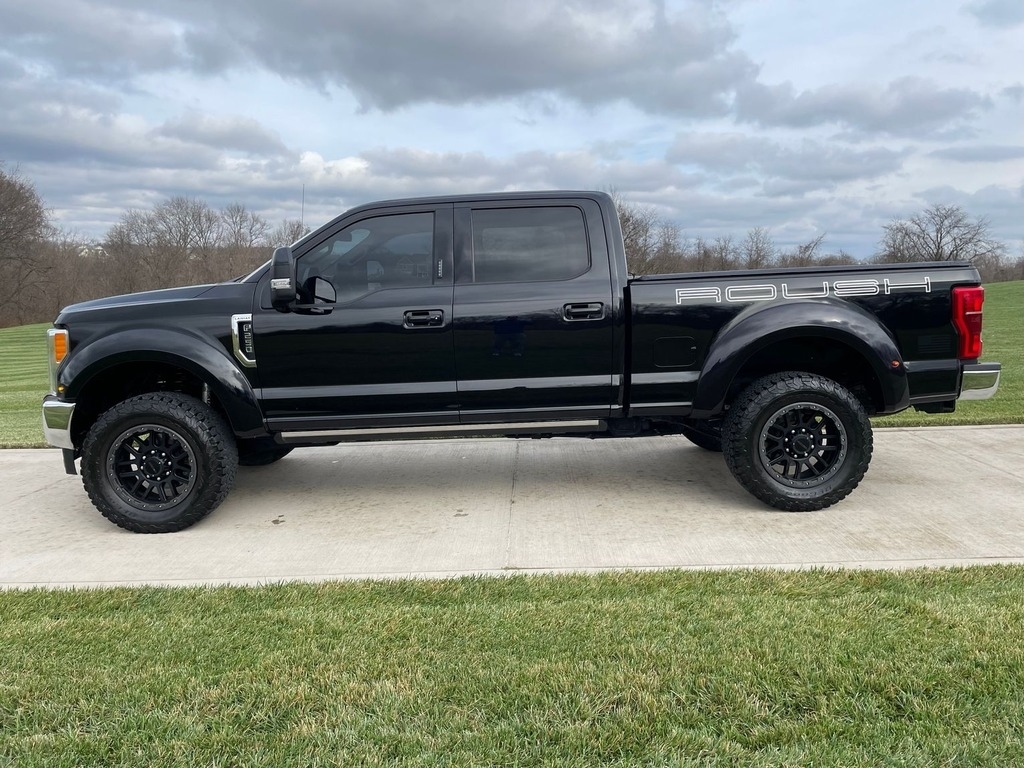 2019 Ford F-250 Super Duty Lariat photo