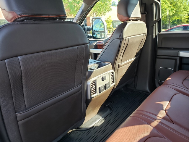 2018 Ford F-350 King Ranch photo