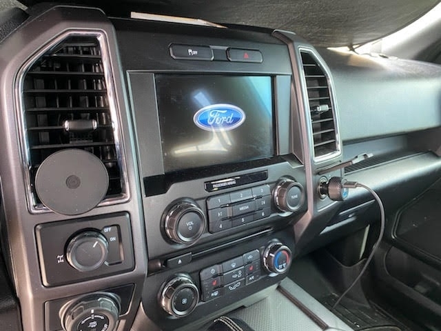 2016 Ford F-150 XLT photo