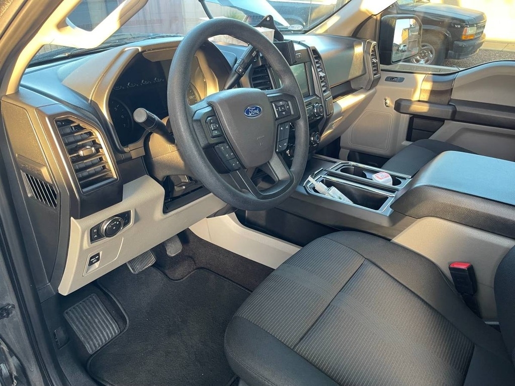 2020 Ford F-150 XLT photo