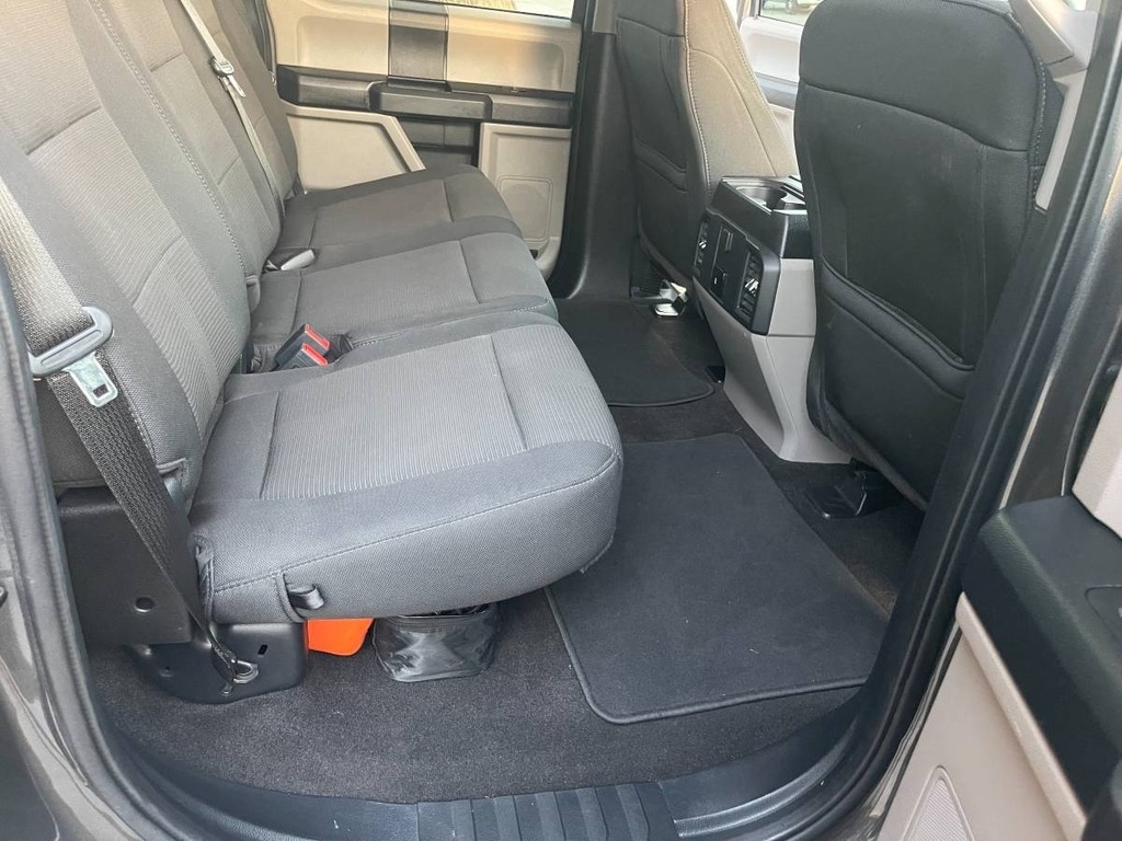 2020 Ford F-150 XLT photo