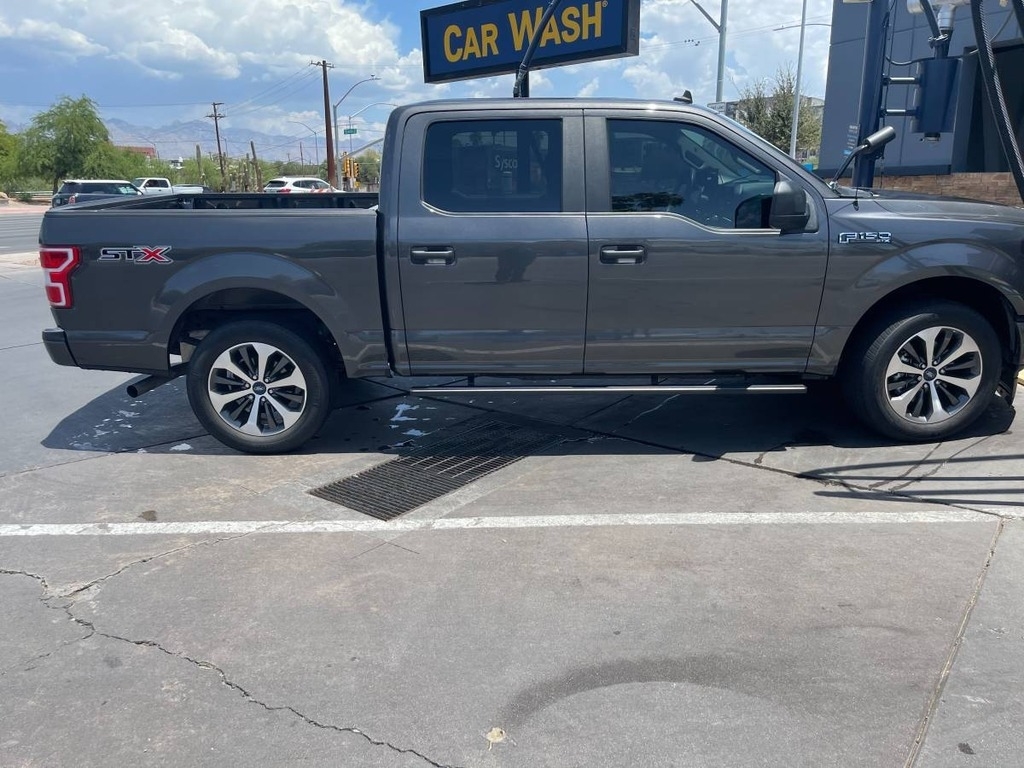 2020 Ford F-150 XLT photo