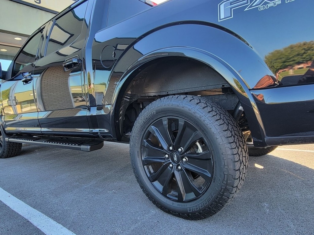 2020 Ford F-150 XLT photo