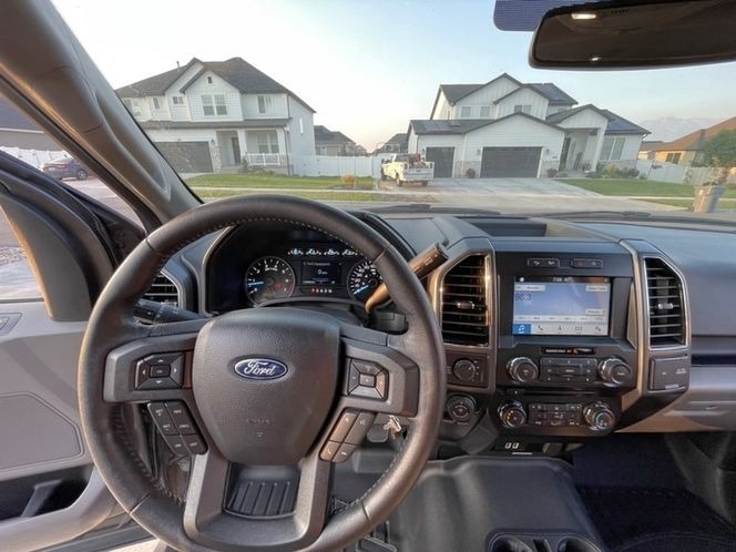 2018 Ford F-150 XLT photo