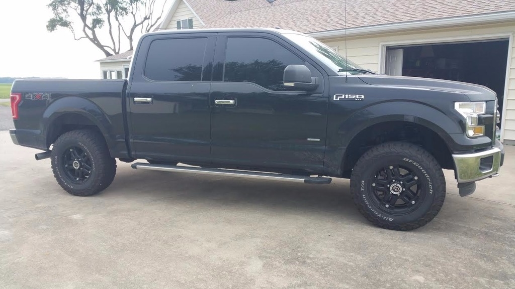 2015 Ford F-150 XLT photo