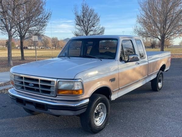 1997 Ford F-250 XLT photo