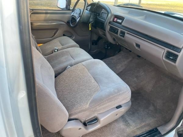 1997 Ford F-250 XLT photo