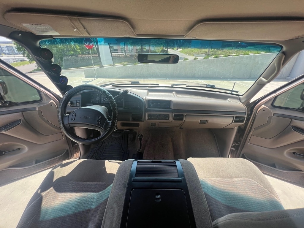 1997 Ford F-250 XLT photo