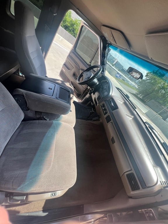 1997 Ford F-250 XLT photo