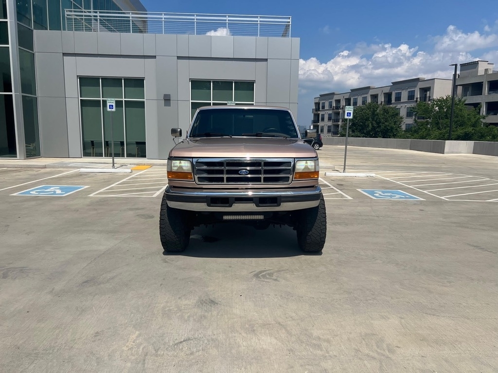 1997 Ford F-250 XLT photo