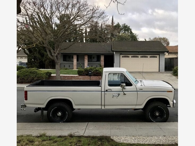 1981 Ford F-350  photo