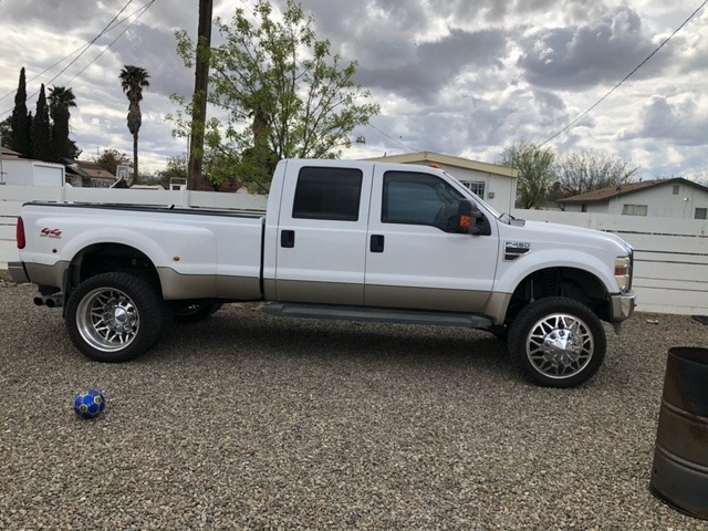2008 Ford F-450 Super Duty Lariat Pickup