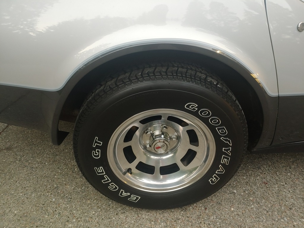 1982 Chevrolet Corvette photo