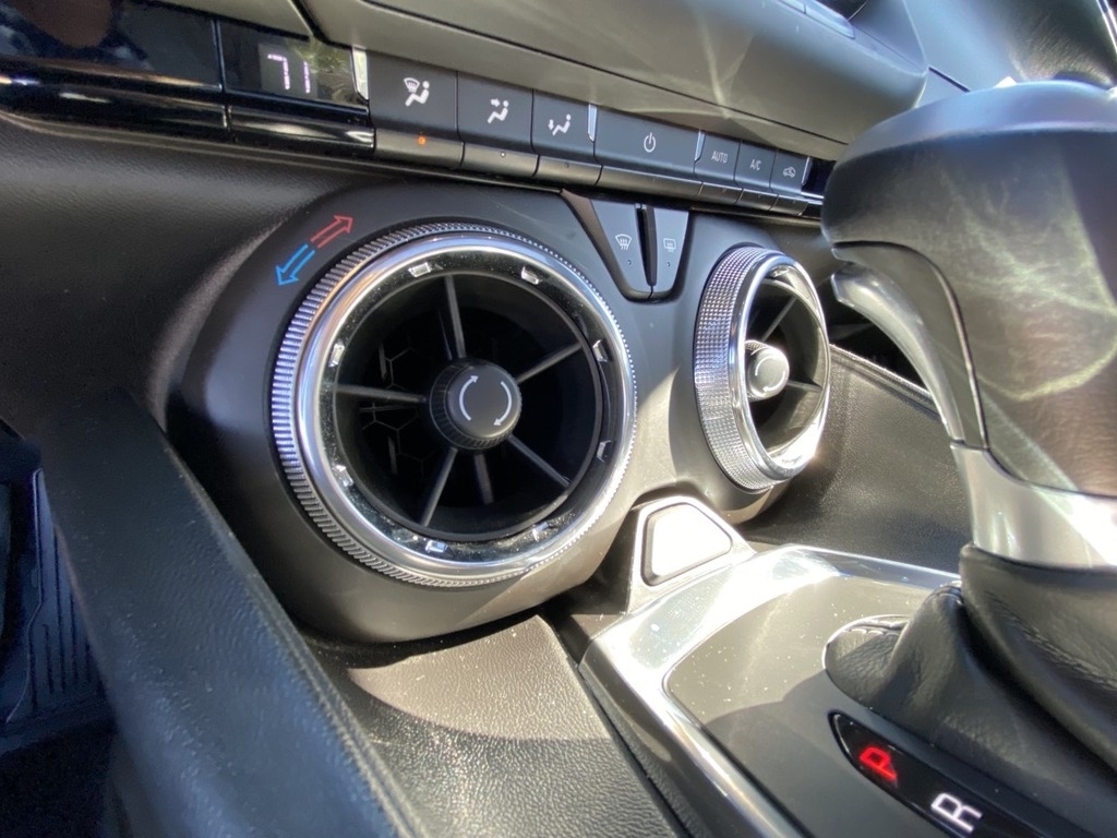 2016 Chevrolet Camaro LT photo