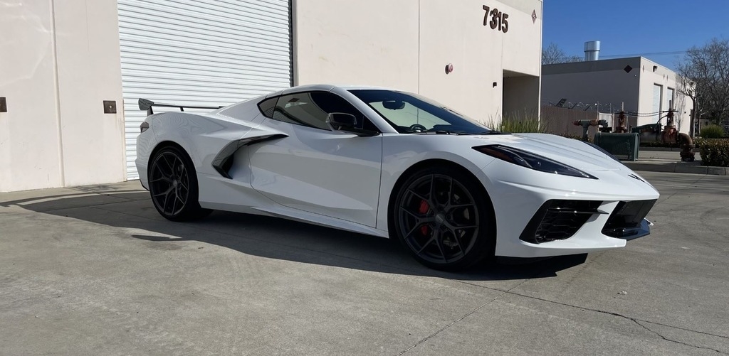 2020 Chevrolet Corvette Stingray photo
